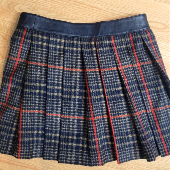 Plaid Coach wool kilt skirt - Picture 3 of 5